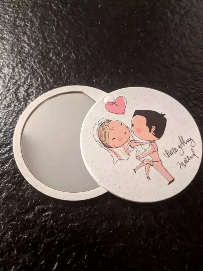 eco-friendly wedding pocket mirror