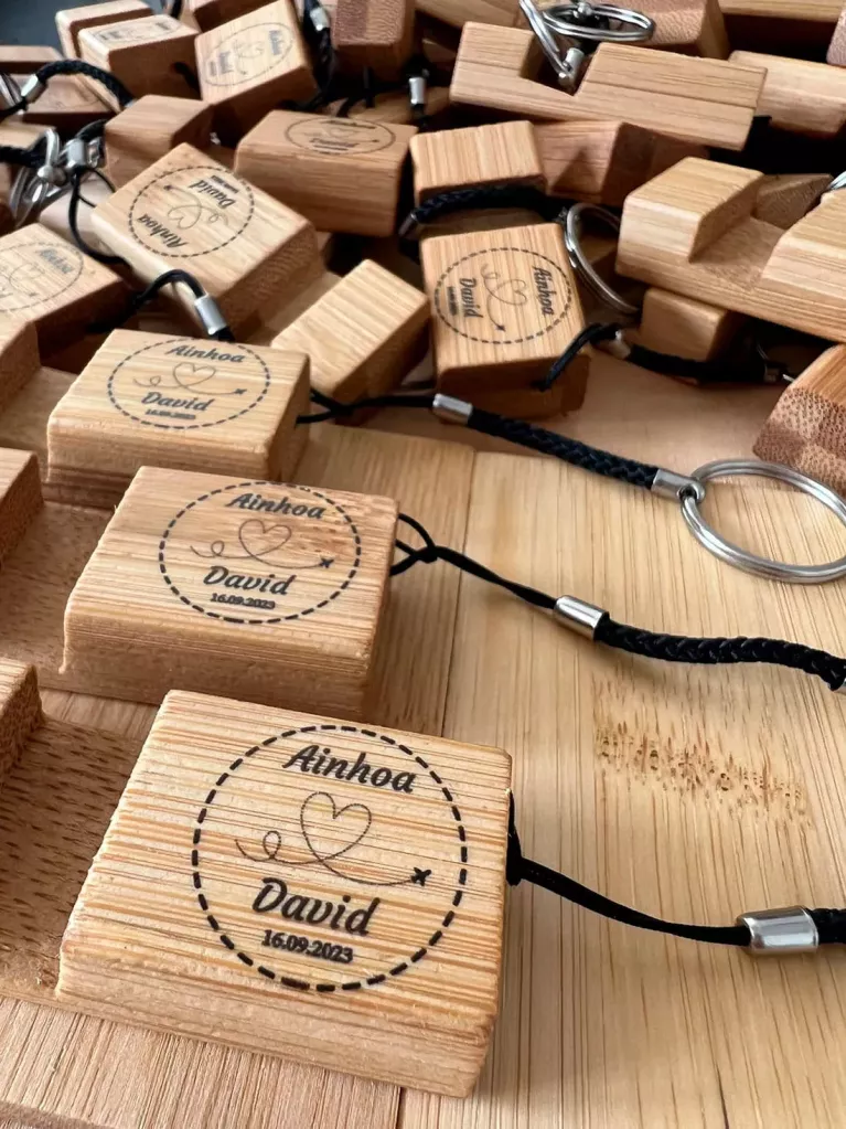 porta-chaves personalizado com suporte