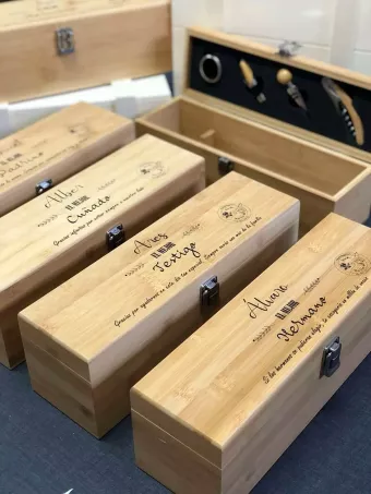 estojos de vinho personalizados