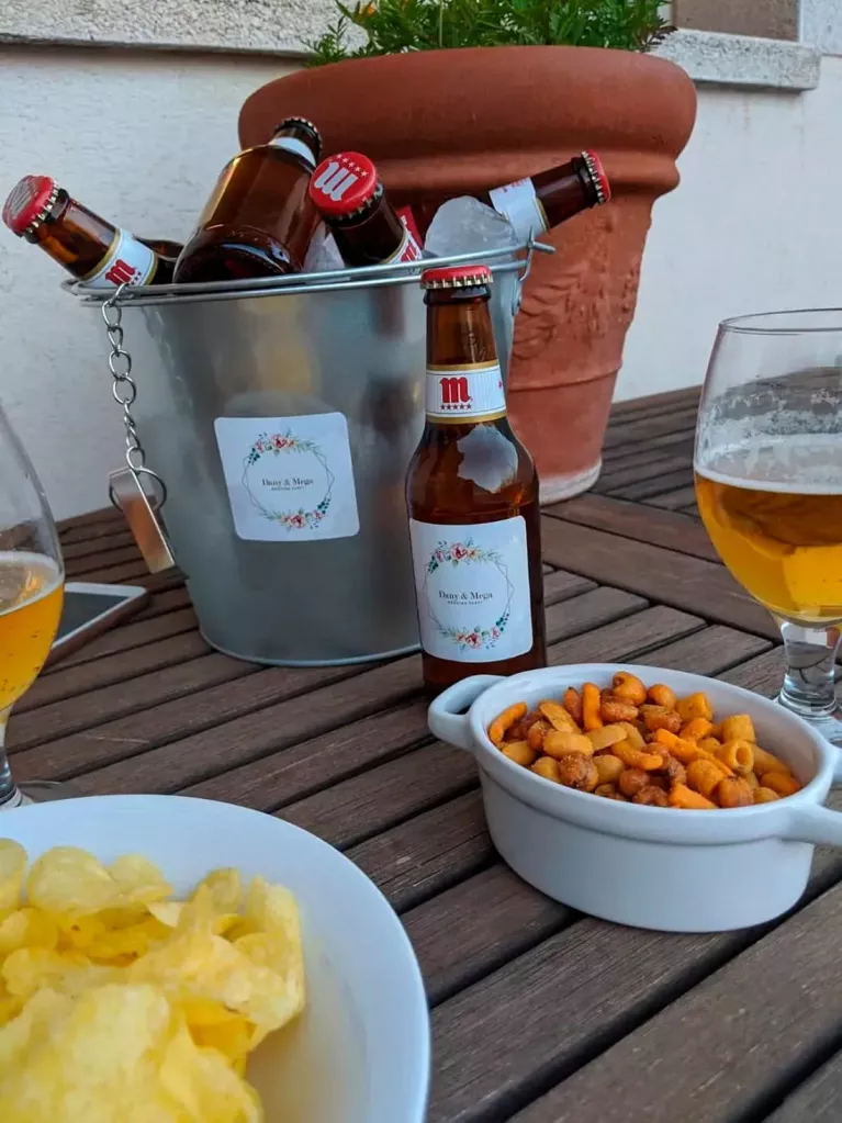 secchiello per birra pubblicitario