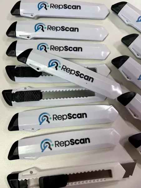 custom box cutter with logo