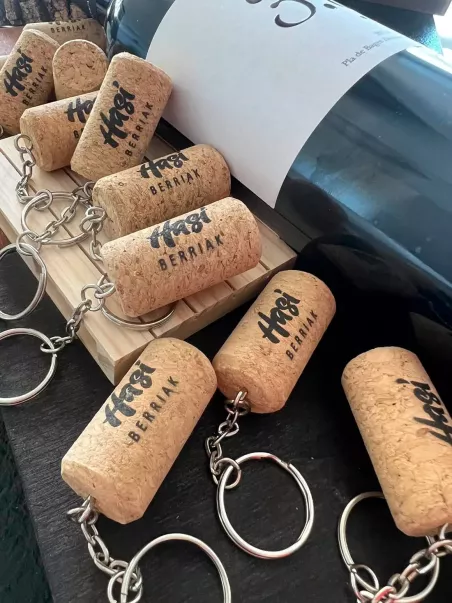 custom advertising cork keyrings