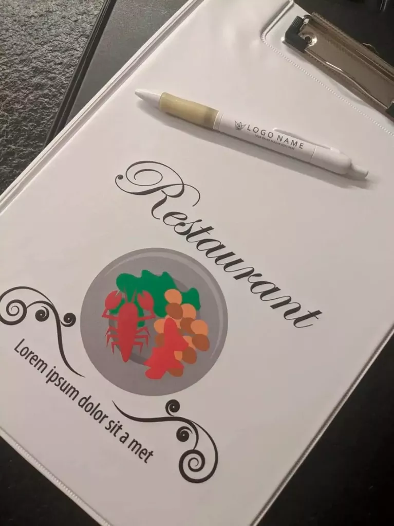 Carpetas con Pinza Personalizadas | Uvimark®