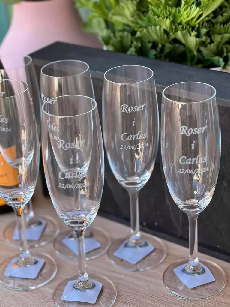 verres gravés avec prénoms