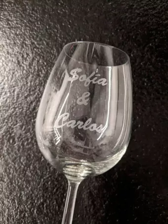 verres à vin avec prénoms