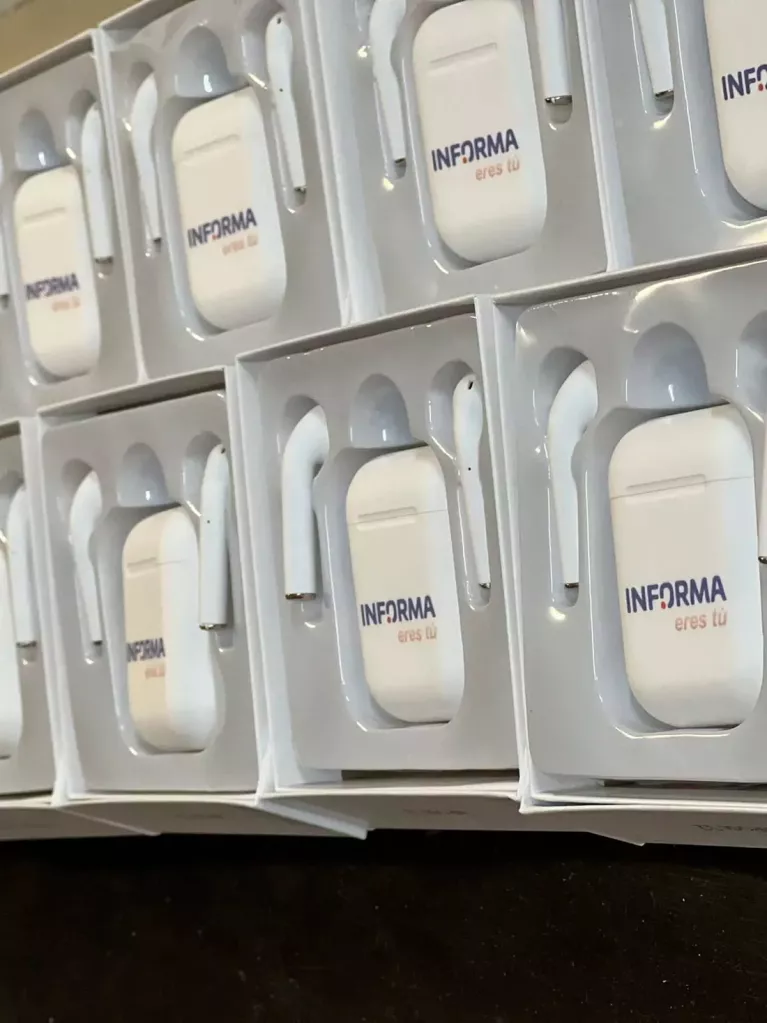 promotional earphones