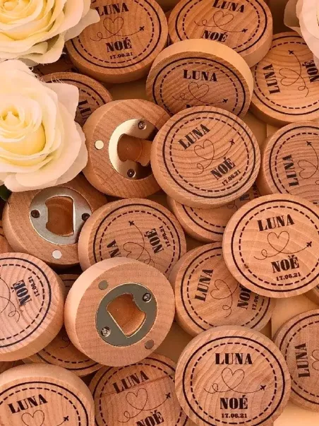 abrebotellas madera boda