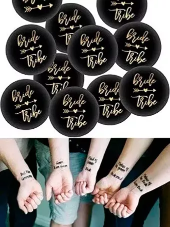 Hochzeits-Buttons und Einmaltattoos