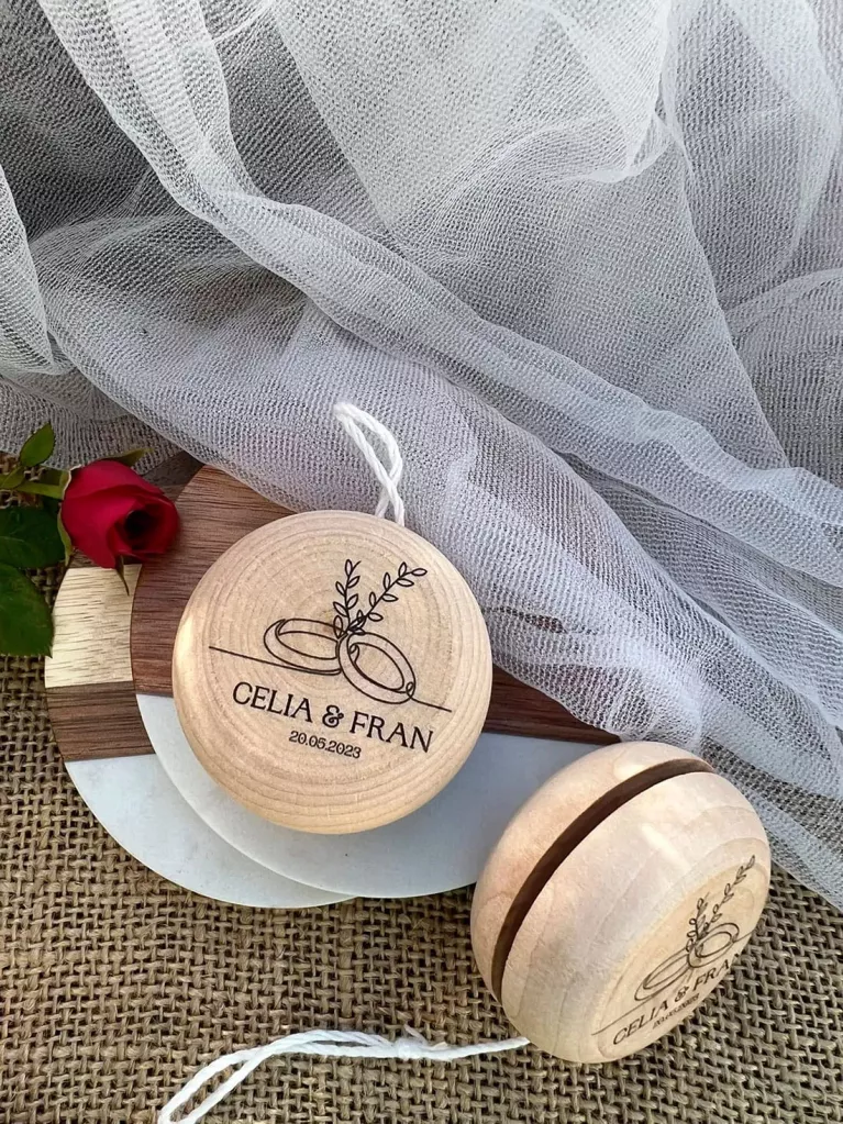 wedding souvenir yo-yo