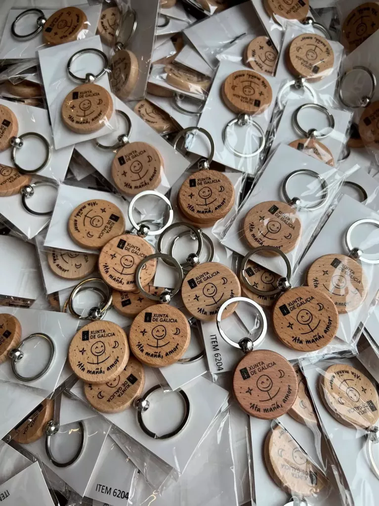 customizable wooden keyrings