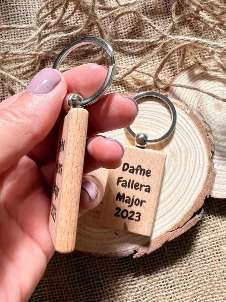 eco-friendly wooden keyrings