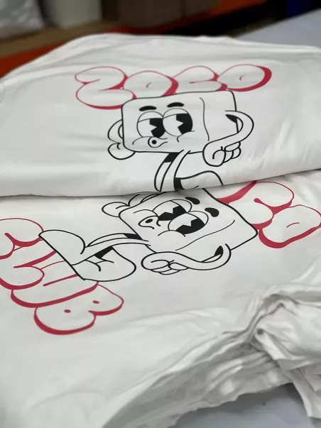 футболки с ДТФ-печатью оптом