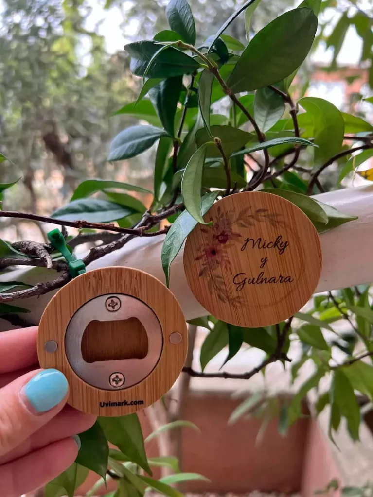 apribottiglie in bambù per comunione