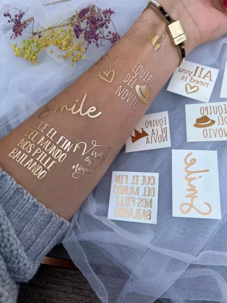 set tatuajes boda dorados