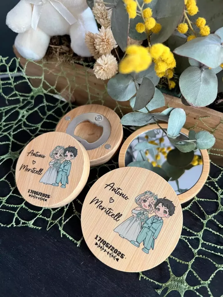 Cadeaux de mariage personnalisés en couleur