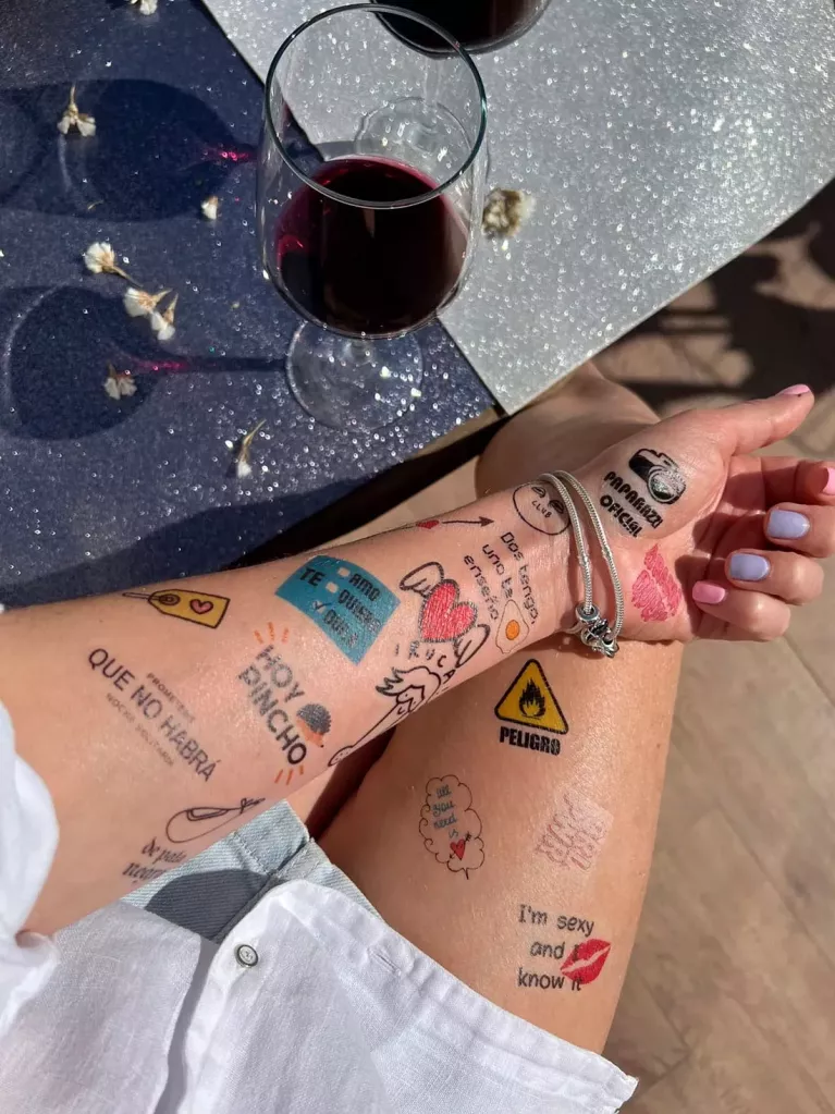 Lustiges temporäres Tattoo-Set