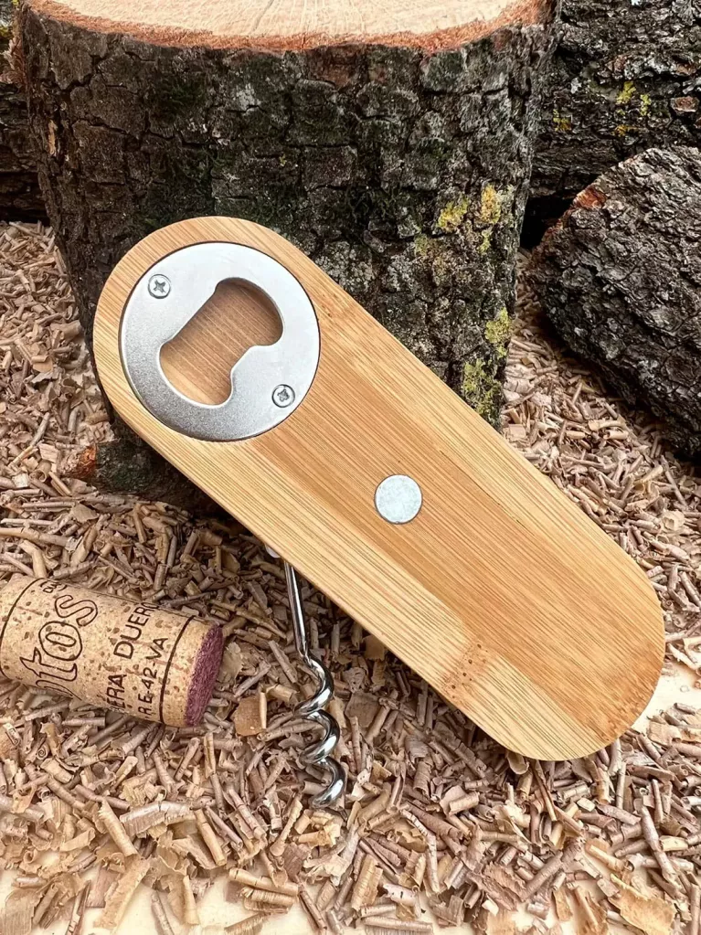 Décapsuleur en bois mariage avec aimant et tire-bouchon