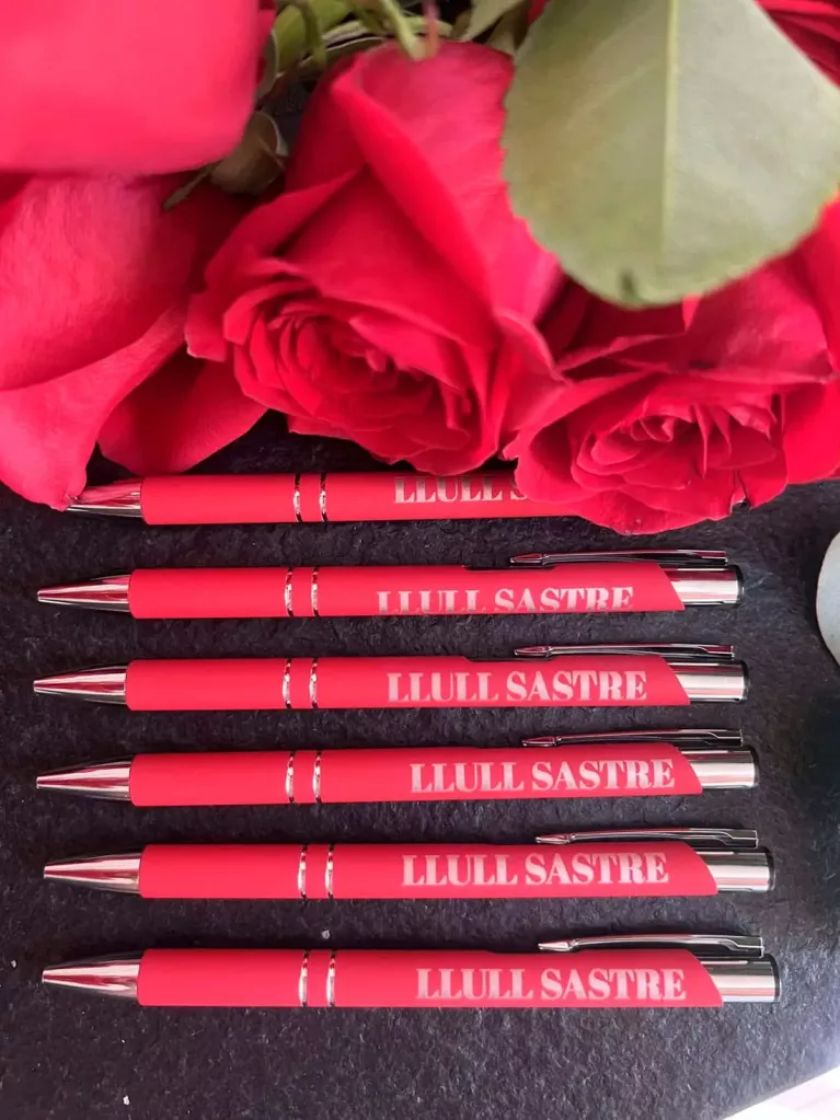 Personalized ergonomic pens