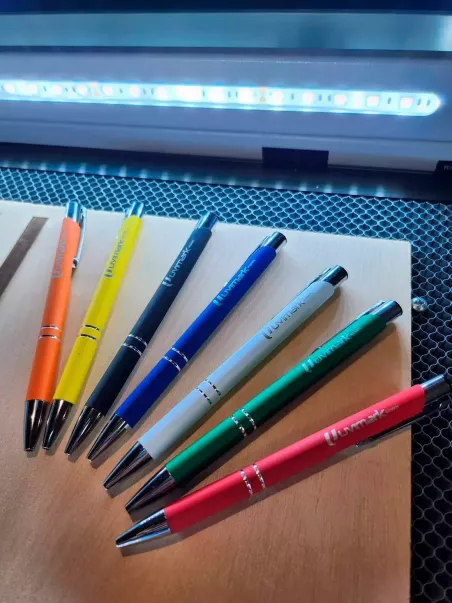 Buy custom pens