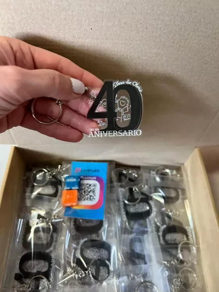 Portachiavi anniversario sagomati personalizzati