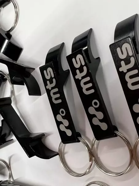 Promotional keyrings with opener
