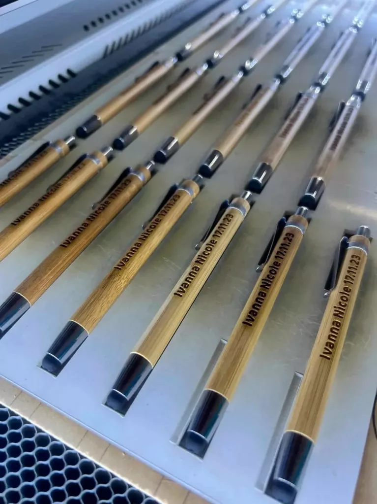Stylos personnalisés avec embout tactile