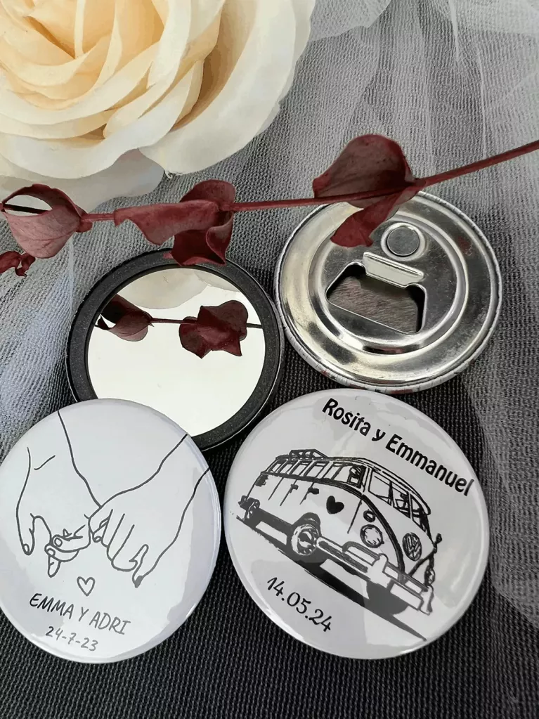 pack detalles boda con chapas