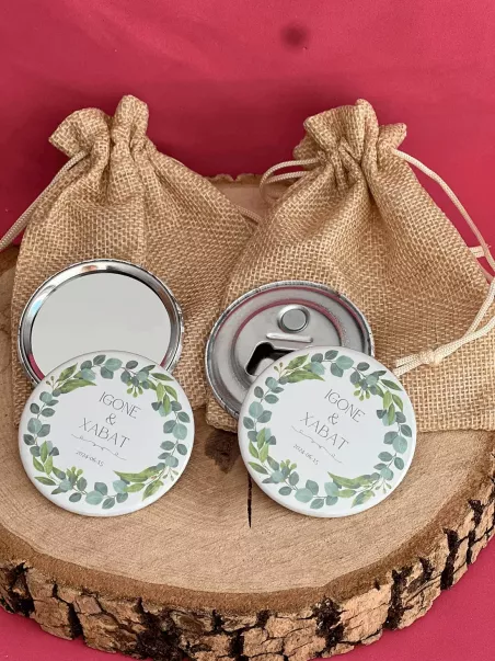 Miroirs de poche et décapsuleurs pour invités de mariage