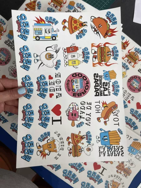 hojas de calcomanias personalizadas