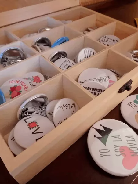 Barra Livre de Crachás | Uvimark®