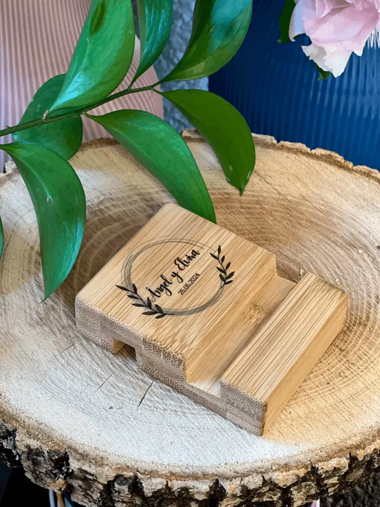 Personalisierter Handyhalter als Gastgeschenk