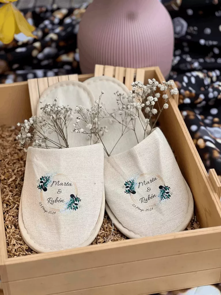 Wedding party slippers