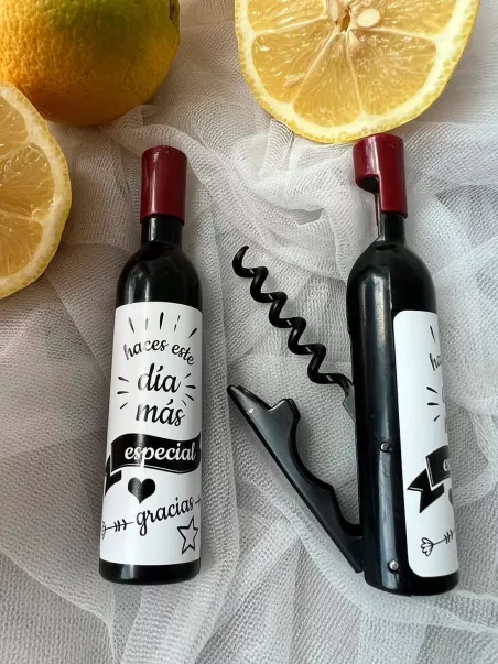 Wedding favor corkscrews