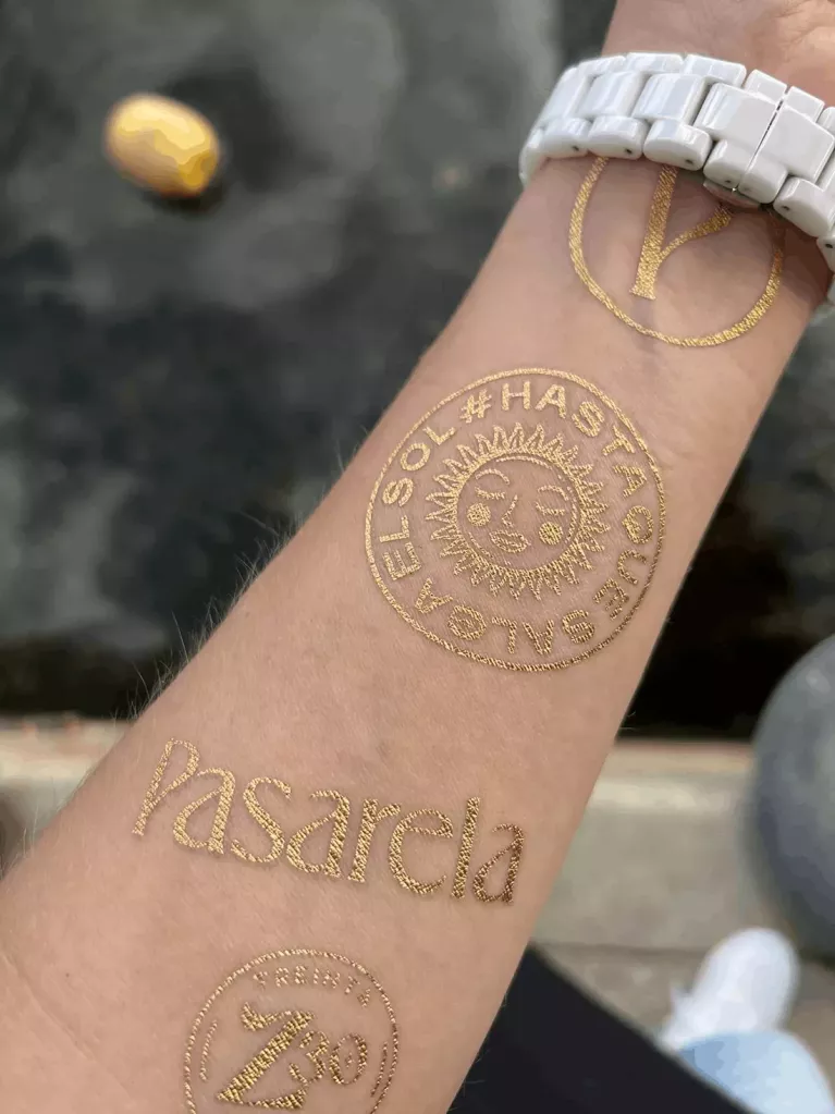 tatuaggi dorati promozionali