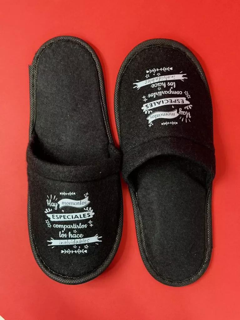 Zapatillas Con Mensaje | Uvimark®