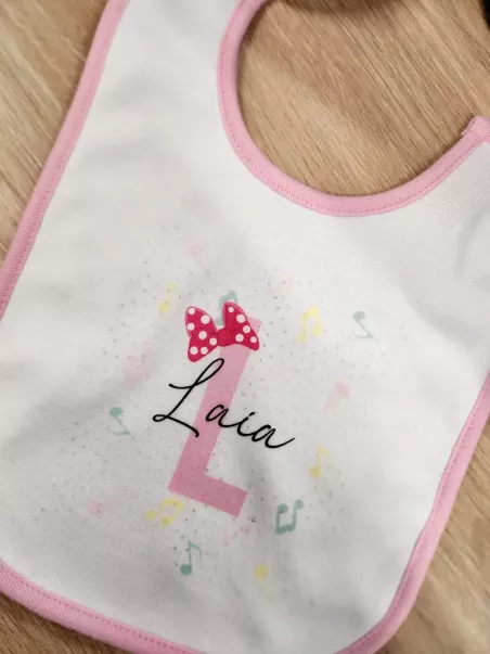 Personalisiertes Lätzchen mit Namen