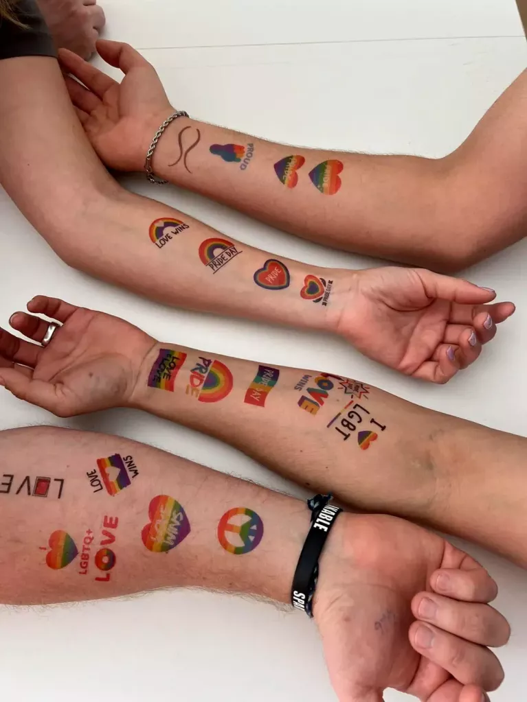 tatuaggi temporanei LGBT