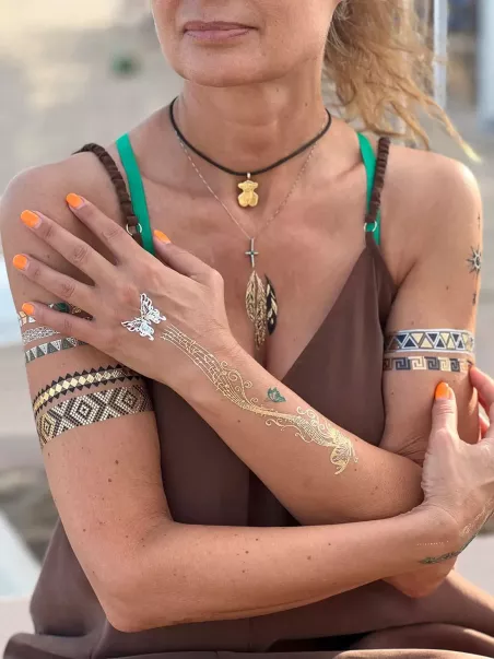 tatuajes temporales mariposa