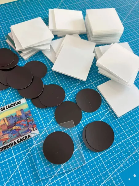 ímanes quadrados personalizáveis para impressão