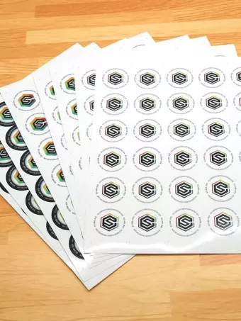 planches de stickers personnalisés avec logo