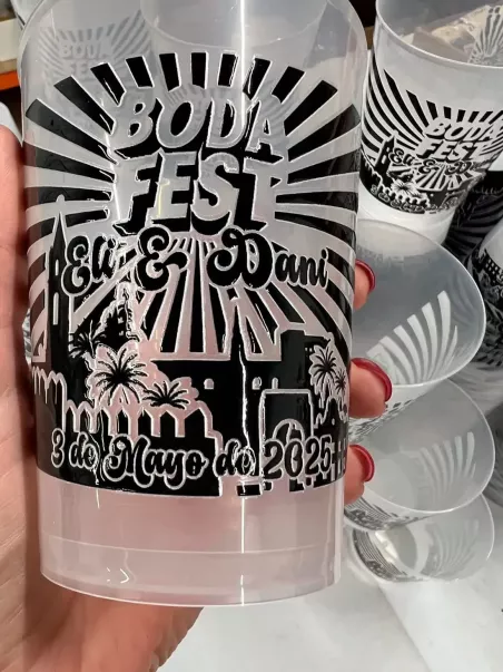 vasos de plástico personalizados