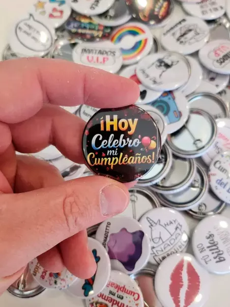 badges héros du jour