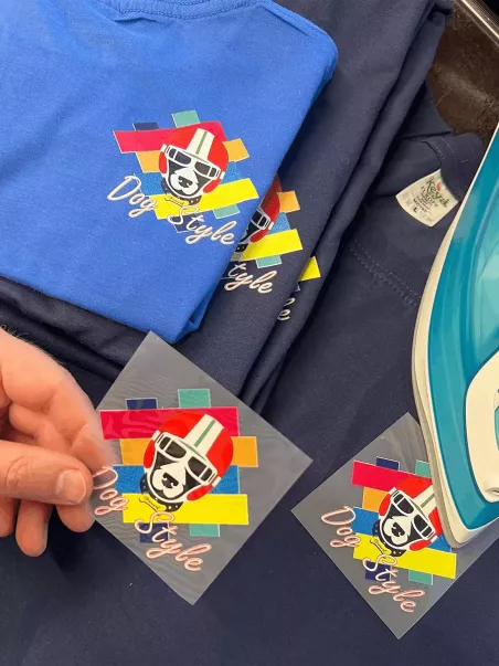 adesivi tessili per abbigliamento
