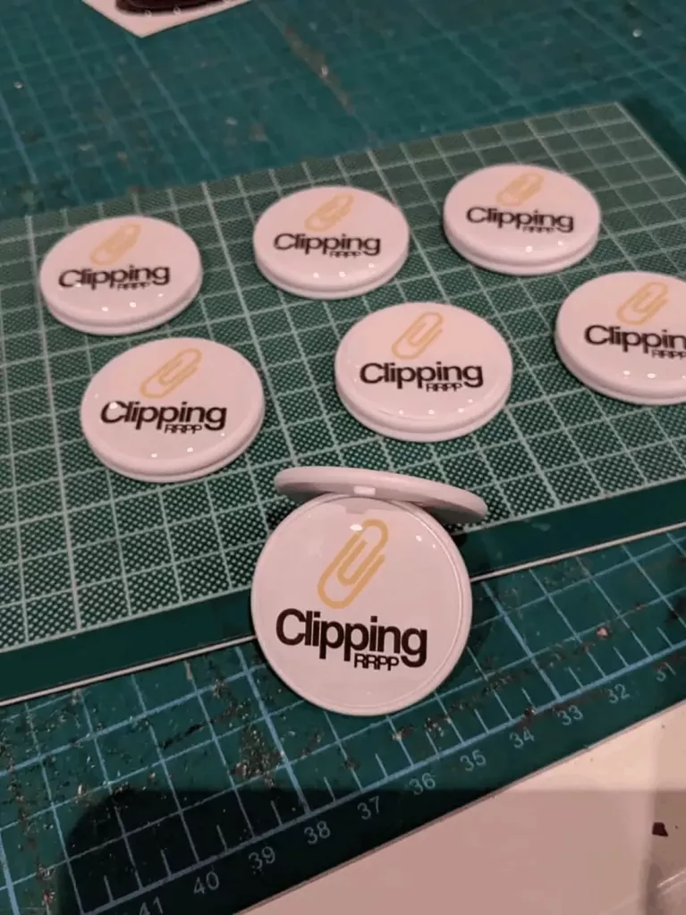 promotional and advertising phone grips