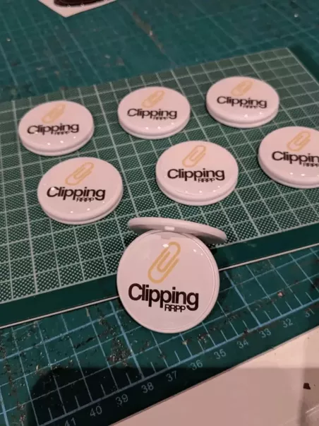 promotional and advertising phone grips
