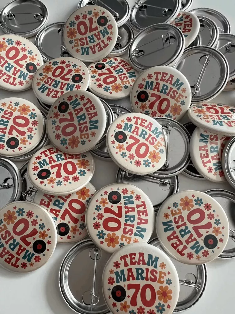 38mm custom pinback buttons Uvimark