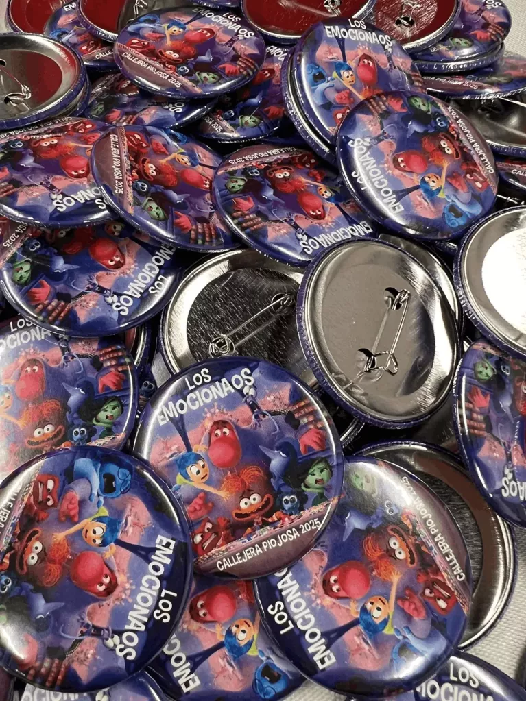 promotional buttons Uvimark