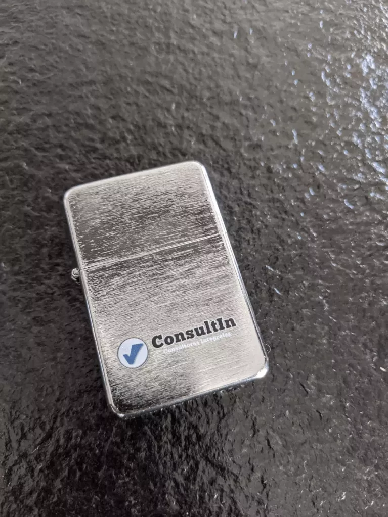 accendini stile Zippo