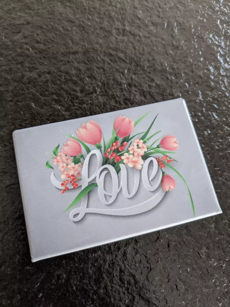 personalisierte Souvenir-Magnete mit Struktur