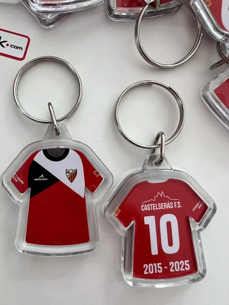 sports t-shirt keychains